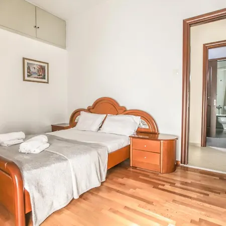 Sweet Apartment